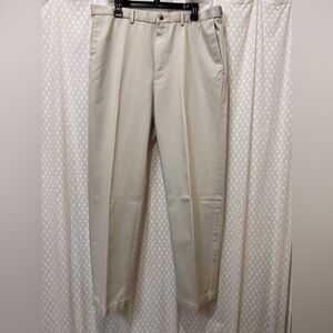 Haggar Premium No Iron Khaki Classic Fit Flat Front‎ 38x32